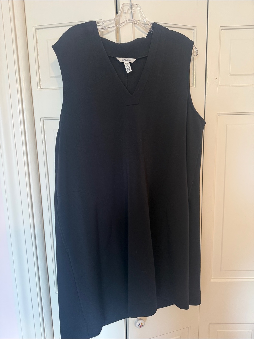 Spanx Air Essentials Black Sleeveless V-Neck Dress - Classic Women's Shift Dress